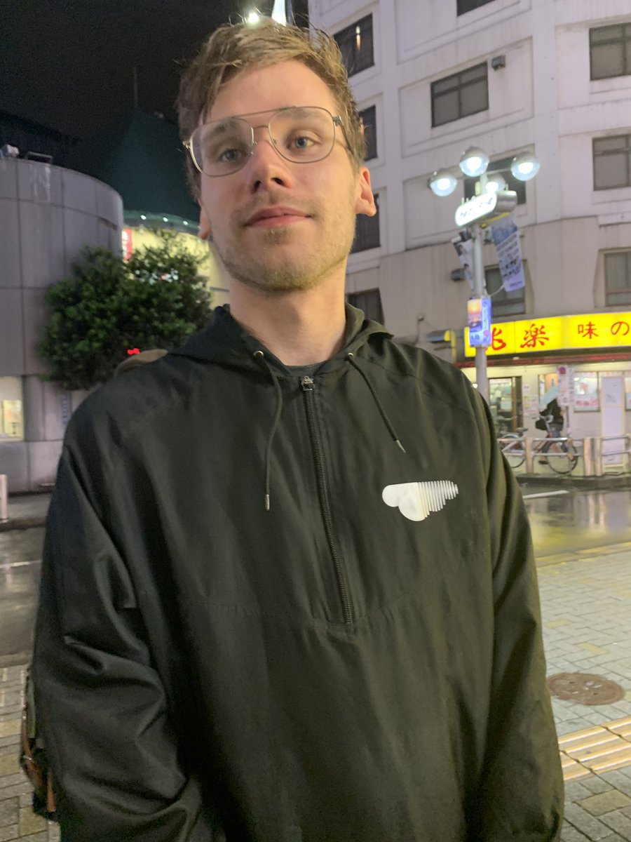 ujicosnail's tweet image. Lul