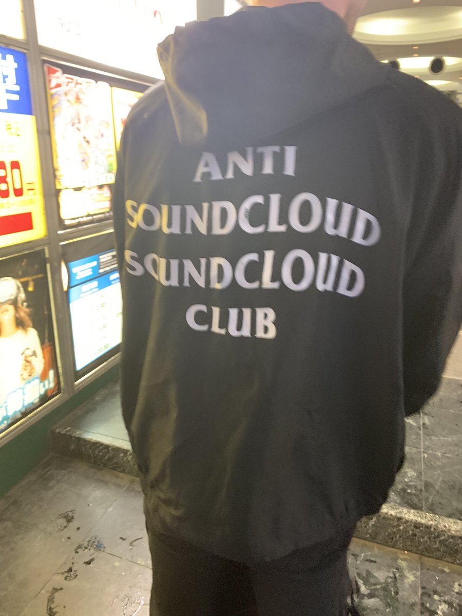 ujicosnail's tweet image. Lul