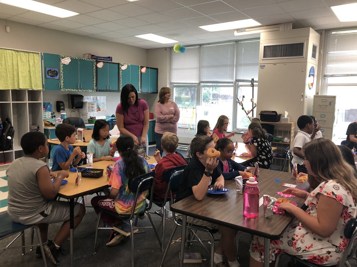 Mrs.PleasantsClass tweet media