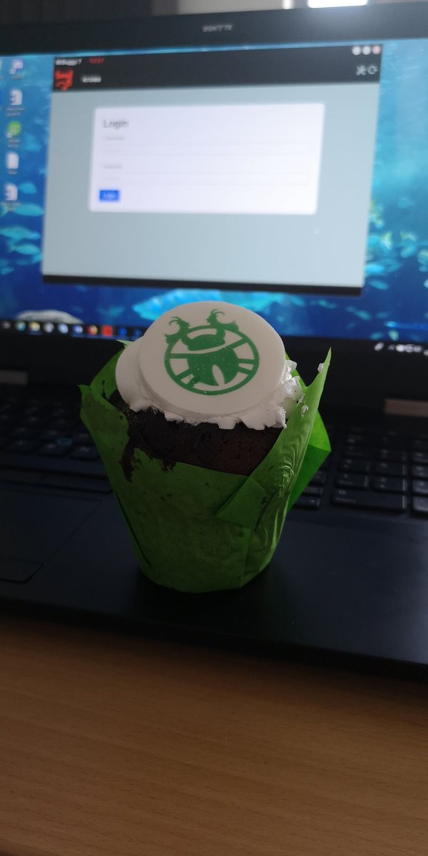 KamilaPolanska's tweet image. Judging committee is almost done with evaluation for #TestingCup2019. Now the bribes arrived, we approve 🙌🏆