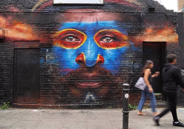 nessymon's tweet photo. Amazing artwork just off Brick Lane by @dale_grimshaw. This piece highlights the "occupation and atrocities in West Papua by Indonesia". Go see it in person, if you can. 
#Project365 #nessymon365 63/365

#urbanart #dalegrimshaw #spraypaint #london #mytinyatlaslondon #explori… https://t.co/gjnuUiFT9K
