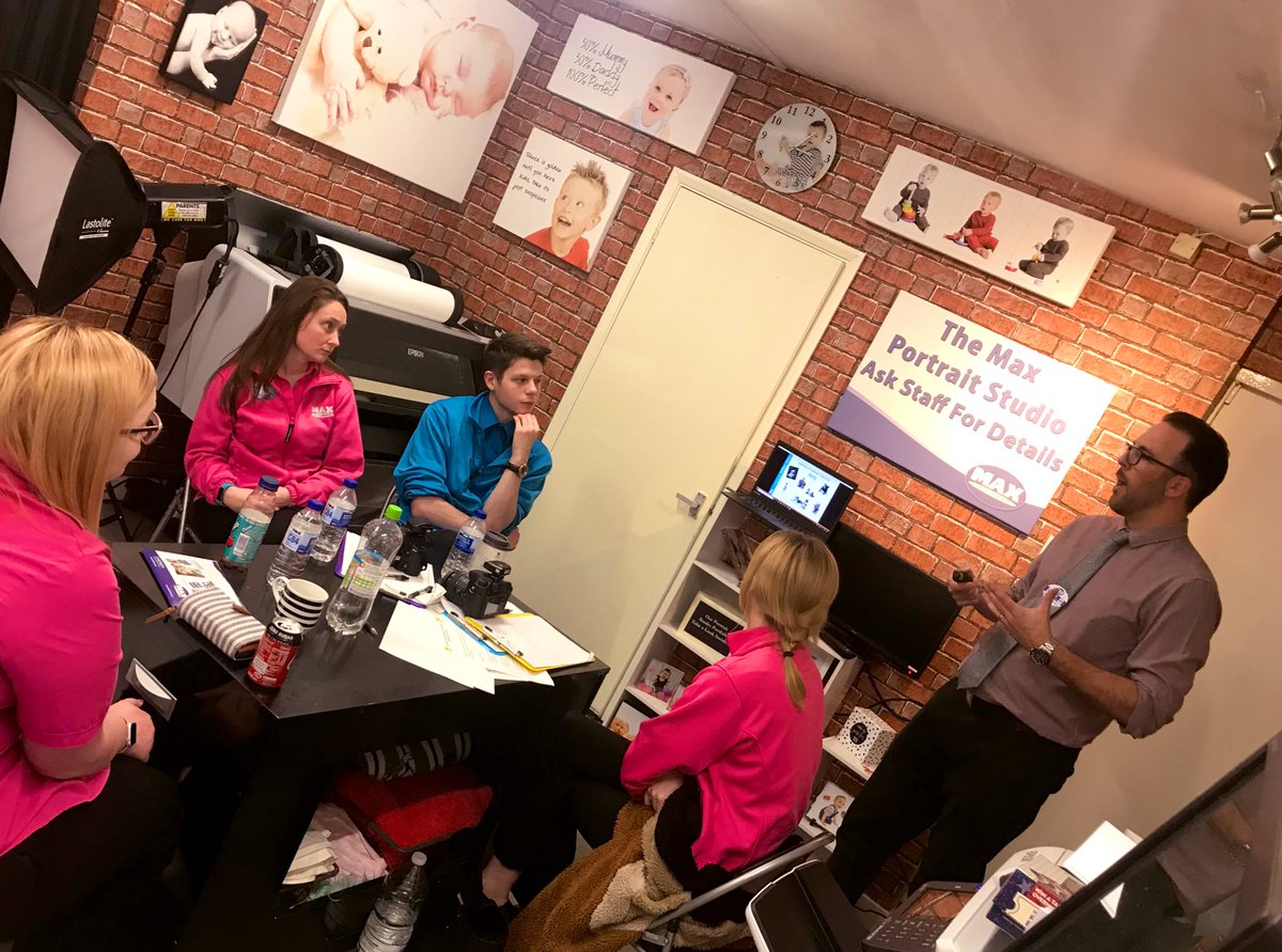 rentonj7's tweet image. Great to pop in and see how our first Portrait course is going! Thanks so much to @ant_willets for leading for us! #training #portrait #askthequestion @Lisa93659201 @SueBurden4 @MaxTrainingTeam #fun @JamesTCobbler