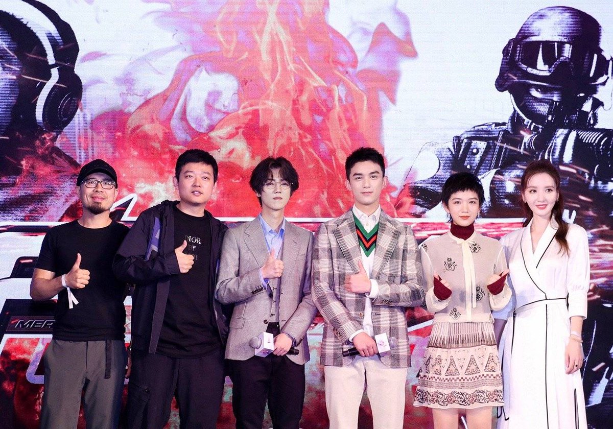 [INFO] 190610 CrossFire weibo updates: Net drama "CrossFire" captain "Xiao Feng" photo first released! Full of energy, arrogance the screen! Those hot-blooded memories, those dream of youth, against the current, burning to the top!  Guys, are you ready?