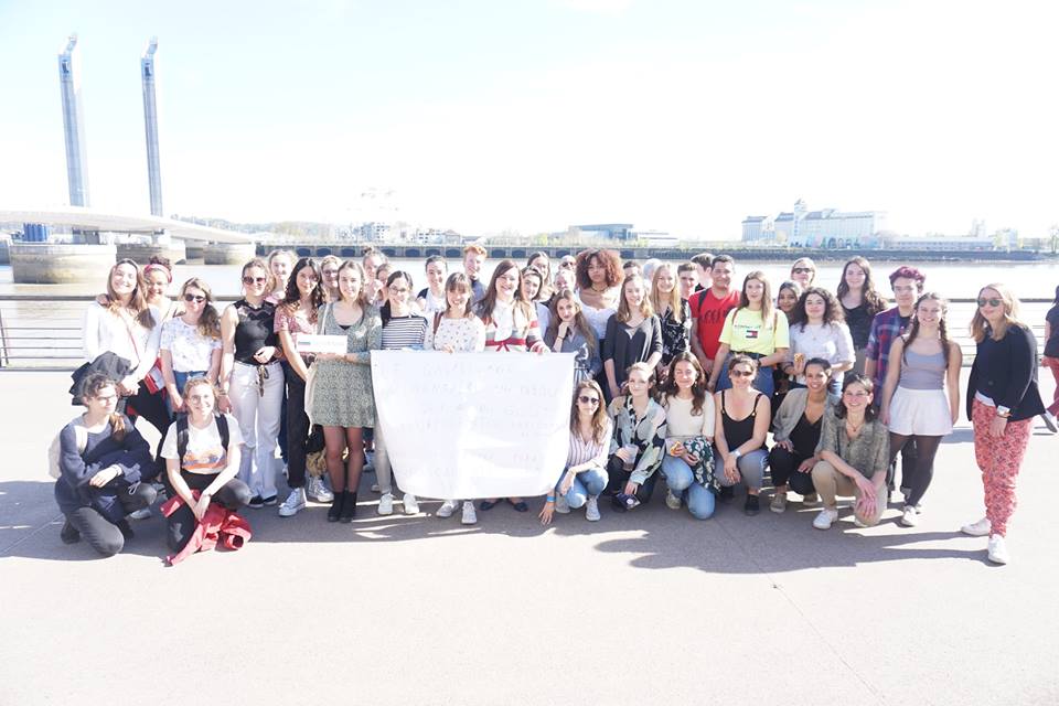 EuroFoodBanks's tweet photo. The link between university students and #EuroFoodBanks?@EurostepBdx! Students from #Bordeaux and #Nantes 🇫🇷 took part in the charity race and collected € 9,003 for the benefit of the Slovenian Food Bank 🇸🇮 Thanks 🙏 #eurofeel #Hitch4EU #WeAreFEBA ➡️ https://t.co/1LttwTWByT https://t.co/rzXXgtBP9N