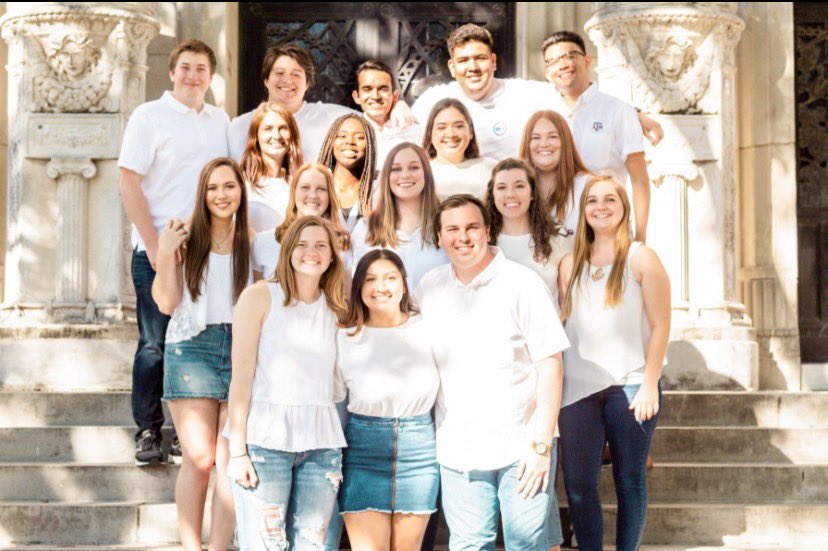 tamuFLOC's tweet photo. Howdy #TAMU23 .We are ready for an amazing year! https://t.co/7yl1wwQzsv