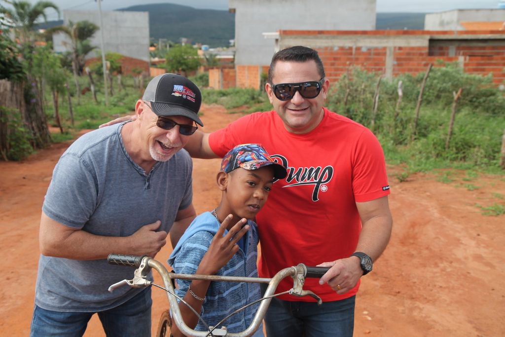 evrubenscunha's tweet image. Evangelismo nos bairros em Caetité, Bahia.
Vidas foram tocadas com salvação, milagres e distribuição de alimento. 
Não perca tempo e evangelize seu bairro! 

#missaocrista #rubenscunha #missoes #evangelismo
