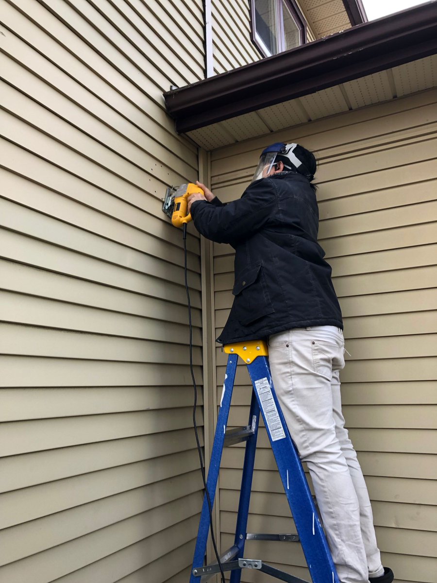 yowtoollibrary's tweet photo. Ottawa Tool Library member, Dian, borrowed tools to install an outside venting hood fan! We love hearing what our members are up to. Thanks for sharing Dian! #ToolLibrary #Ottawa #YOWToolLibrary #MemberMade #DIY https://t.co/9TxvW7nQ1M