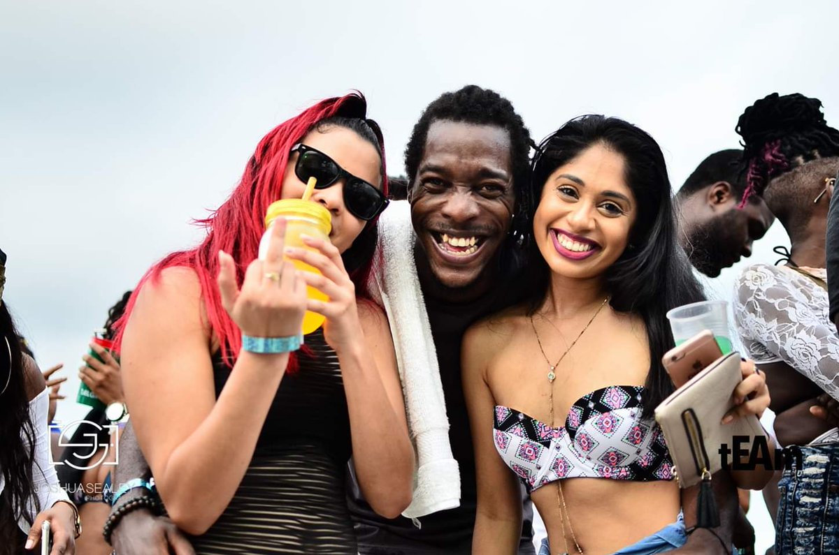 teamea23's tweet photo. You add value to people when you value themโ
.
๐ดโโ ๏ธ F L A G S H I P ๐ข
.
#TeamUp
#TeamPump
#FlagshipTT
#CaptureDflag
#tEAmEvents
#TogetherEachAchievesMore https://t.co/hEbmYKpJyV