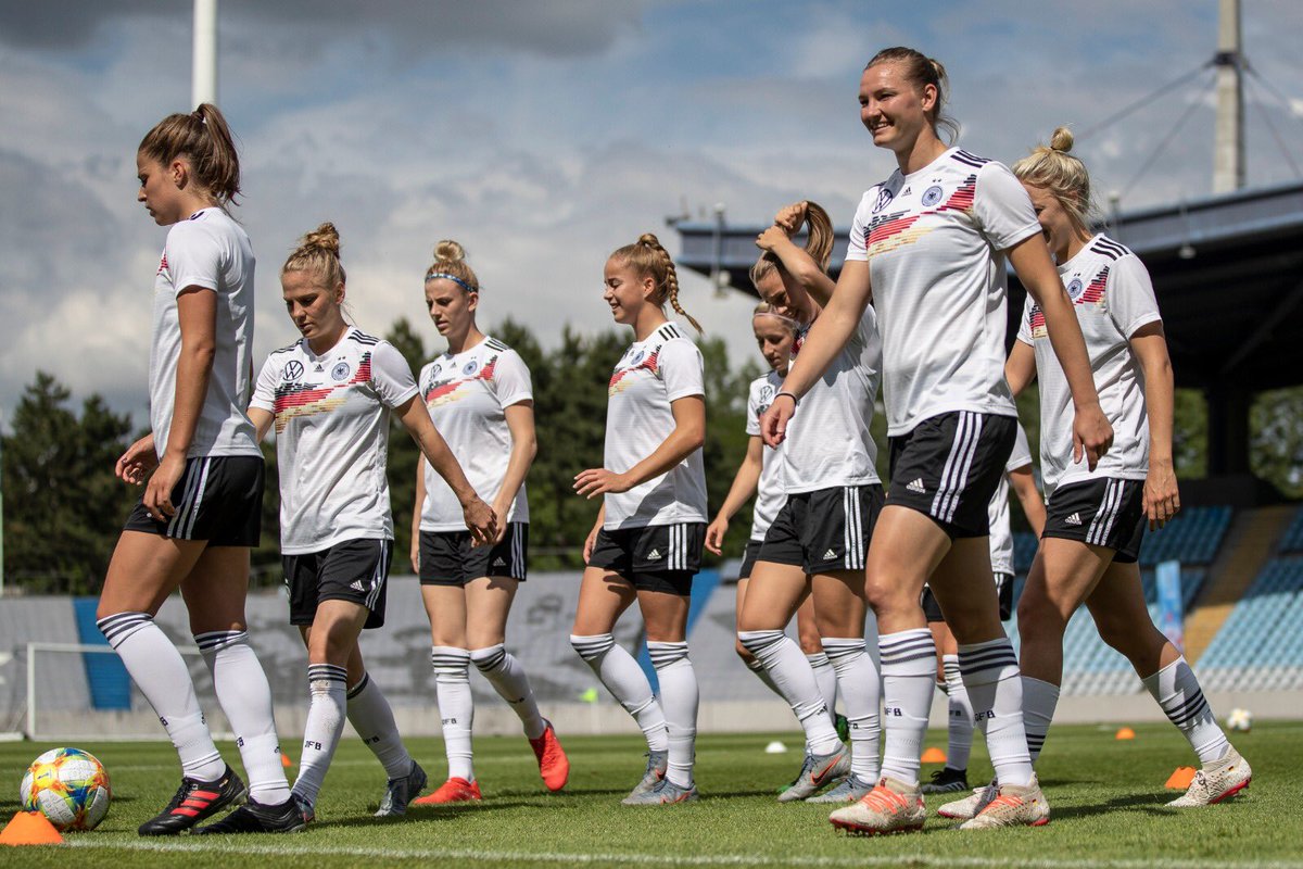 German Soccer Ladies part 4; German soccer ladies duh - Page 2083 - The
