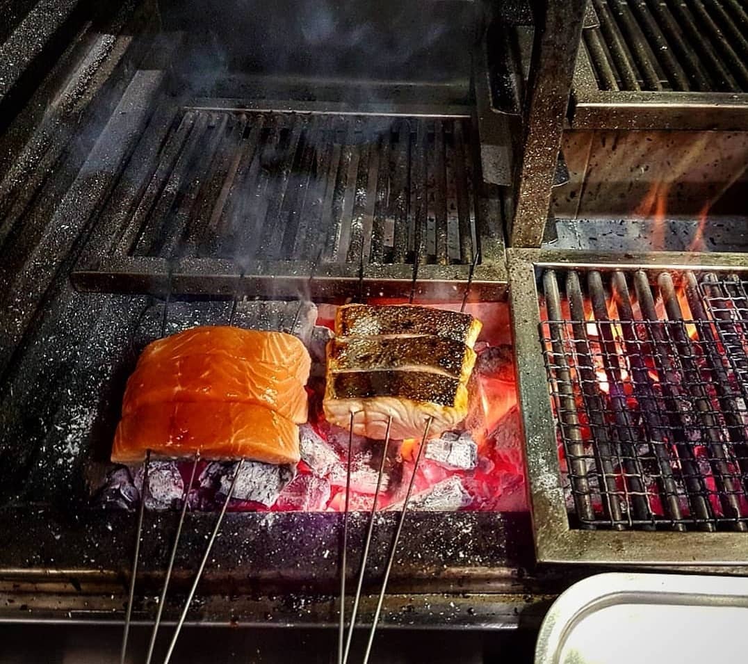JaXaNaRestauran's tweet photo. Obras de arte en tu mesa:

🥢Salmón Teriyaki a la Robata con Tsukemono de pepino🥢

#JaxanaRestaurant #EatingAsia #Tenerife https://t.co/vfTvi6PKrr