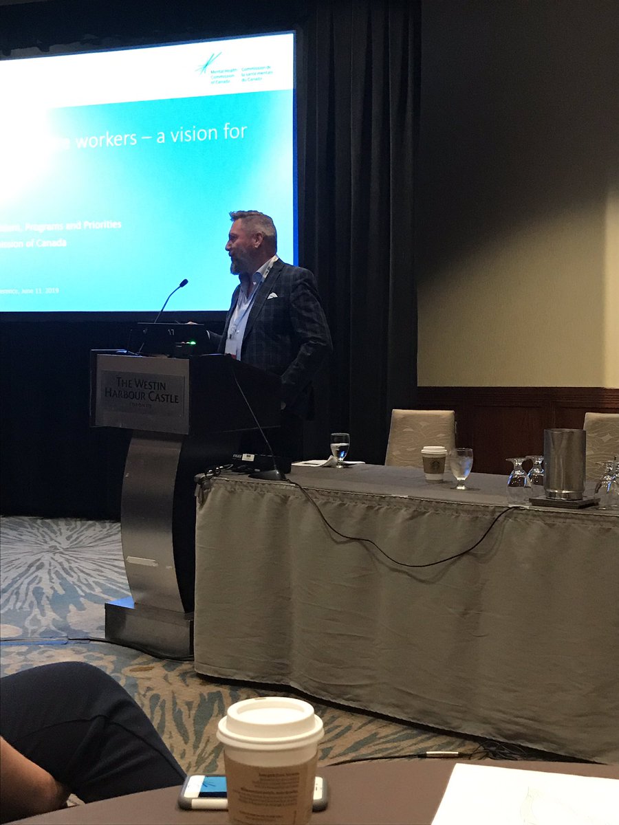 NicholasWatters's tweet photo. Ed Mantler @MHCC_ speaking about workplace mental health to a packed audience @NHLC2019. “500,000 Canadians miss work every week as a result of their mental illness” https://t.co/ICxOI3uwvv