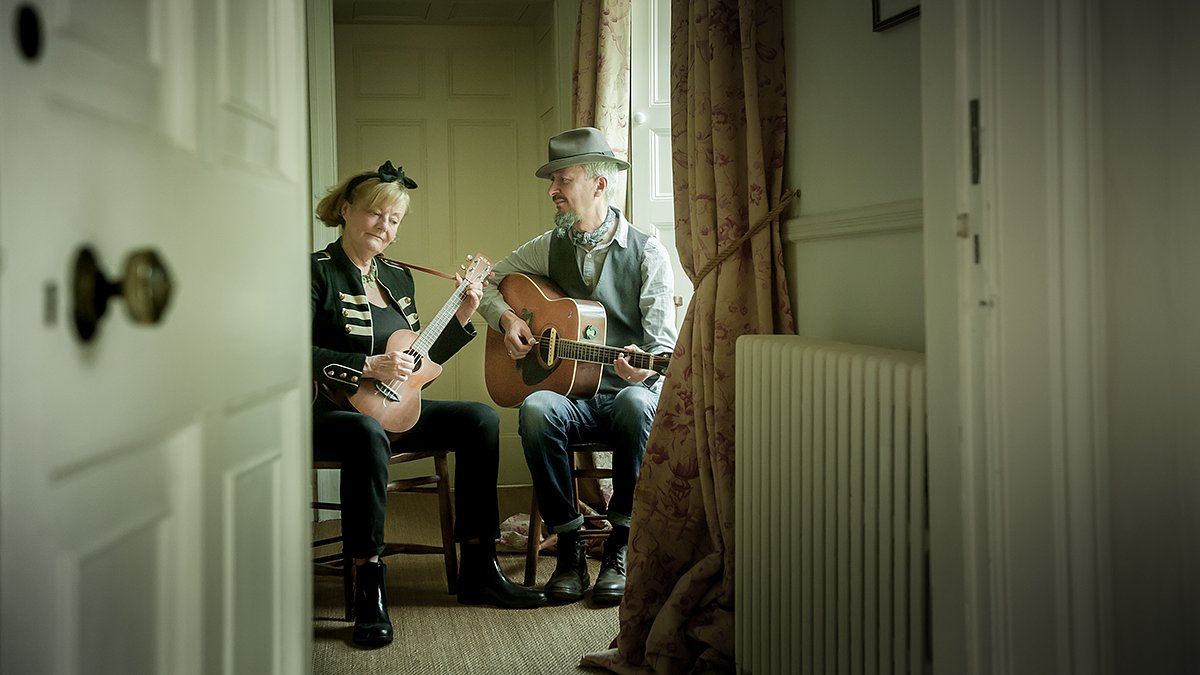 We have availability for a last minute #houseconcert this coming weekend in #Lincolnshire #acoustic contemporary folk duo "Inspiring stuff. Wonderful" Live at Thornsett Road