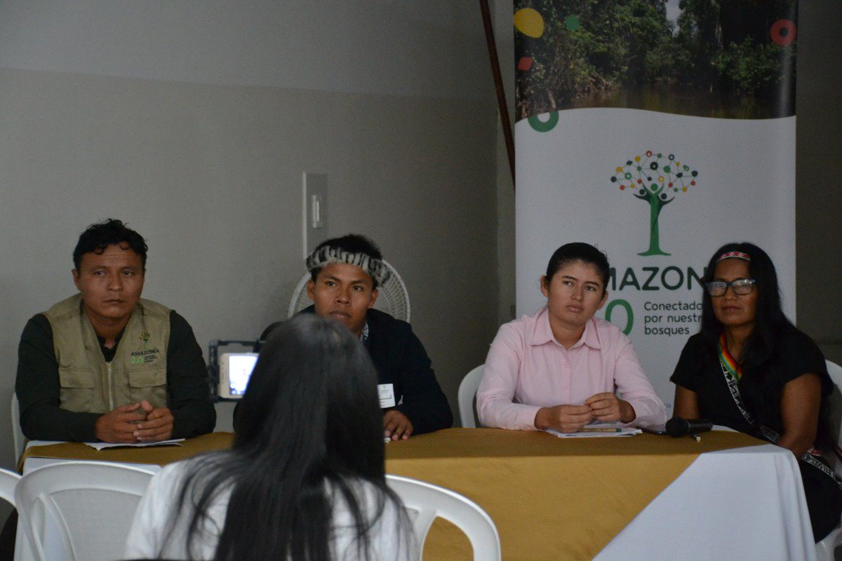fundacionnatura's tweet photo. Representantes de Colombia, Ecuador y Perú, participan en el panel #Gobernanza y Gestión Territorial, donde dan a conocer las estrategias locales que utilizan para enfrentar  las presiones y amenazas que existen en sus territorios #Amazonía2.0 #Participación #VeeduríaComunitaria https://t.co/nKGJEUBvKP