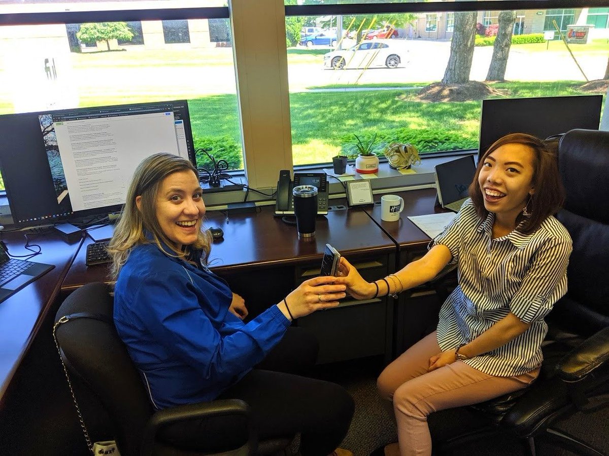 MavenITInc's tweet image. Interns at work, android beaming NFC file transfers  

#mavenIT #internlife #androidbeam #nfc #filetransfer #funatwork #detroit