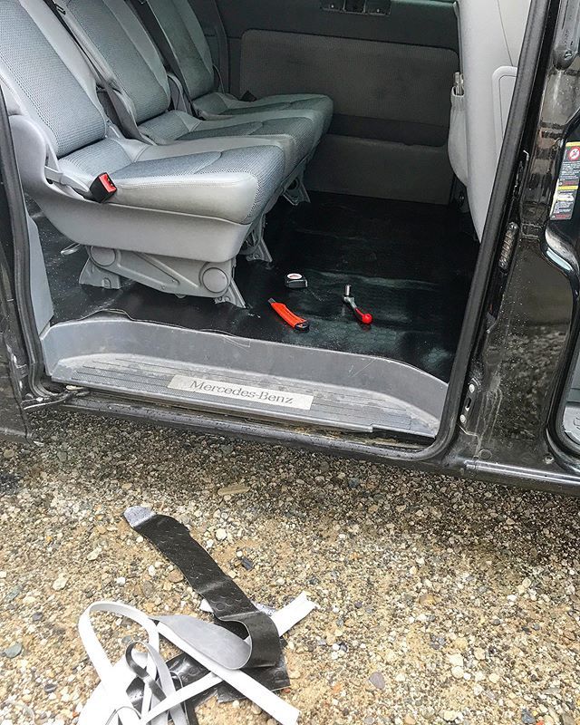 New shiny rubber floor for Elwood, just finishing up few more touch and he is ready 😍

#custom #vanlife #van #vanmodification #instavan #vanporn #mercedes #viano #vito #francescoadventures 
#onepictureadayfrancesco #inviaggioconfrancesco
#onepicturea… bit.ly/2KceJHy