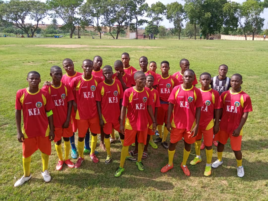 KFAilorin's tweet photo. FT
KFA 5-1 GDSS Adewole
KFA are through to the finals
#catchDfire #footballchallenge https://t.co/DIjoN1soet