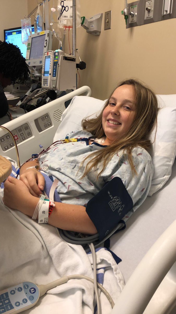 em1lynh's tweet photo. Hey leukemia, you don’t scare me. Never have, never will. 4th times the charm right? #fuckcancer https://t.co/0Ygk7tWw9z