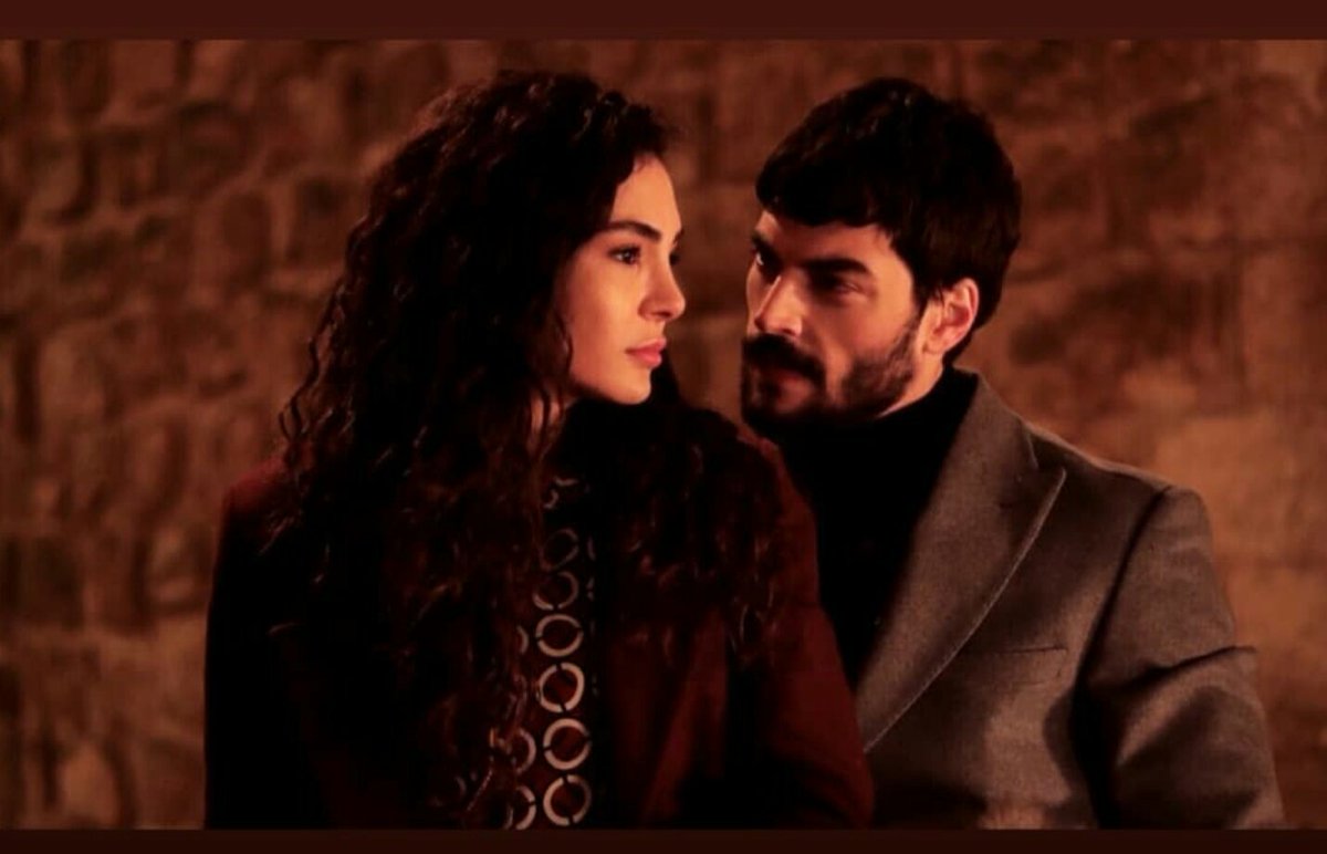 Mesela bu sahnenin akibeti hala meçhul  bu nasil bir sahneydi neden yayinlanmadi hala merak ediyorum 

HercaiSenaryosu Düzelsin