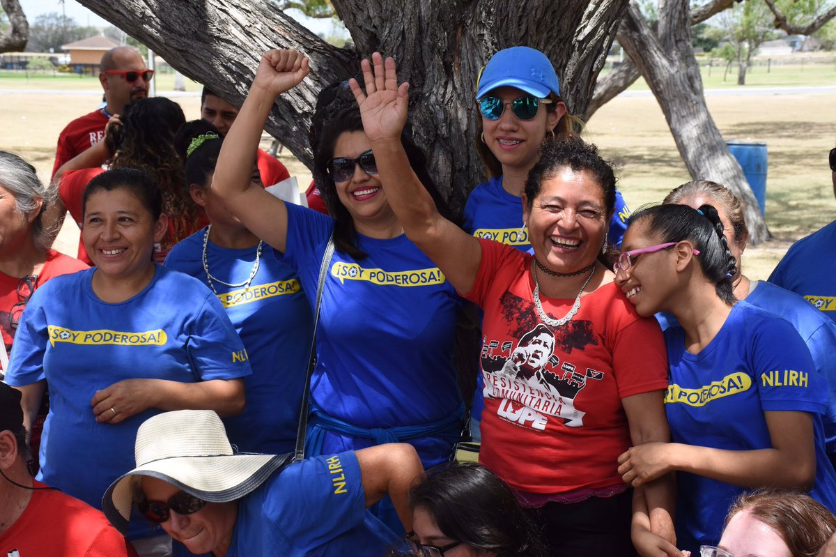 LUPE_rgv's tweet photo. Right now, Eva is courageously presenting herself to ICE to find out her fate: will she be allowed to stay with her 12yr old child, or detained and deported, tearing apart her family and community?
#LetEvaStay #FamiliesBelongTogether https://t.co/juHZGWVzVe