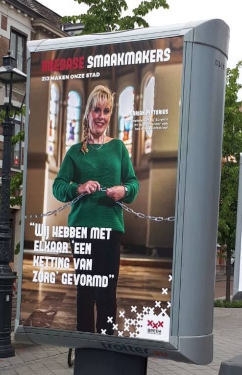 tompistorius's tweet image. M’n zus op de de billbords! Trots op👍🏻👍🏻👍🏻😎