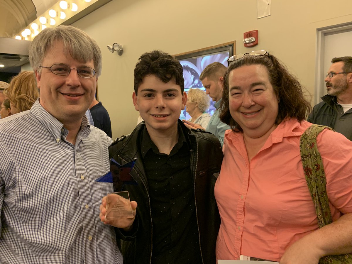 Congrats to Mike Finke, Bonny Goldberg, &amp; the cast &amp; crew of "Into the Woods, Jr." for winning Best Middle School Set Design at the 2019 MET Musical Awards in Boston! Thanks <a href="/officialmetg/">METG</a> for sponsoring this incredible opportunity! #thisisrashi #theaterkids #metmusicalawards