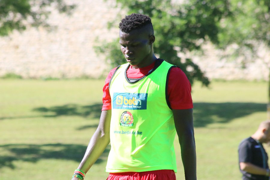 StarSportsKenya's tweet photo. Anthony Akumu, one of #HarambeeStars most consistent midfielder, was axed out of the squad.
Together with him on the axe is Clifton Miheso, Christopher Mbamba and Brian Mandela.
Tune in at 8:30PM to find out what the #Football254 crew think.
#Afcon2019 https://t.co/RqAQpjbayA