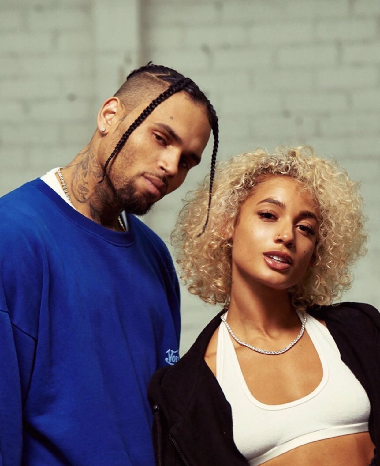 Chris Brown News On Twitter Video Premier Danileigh S Music Video For Easy Ft Chris Brown Out Now Https T Co Gmvqmpksi1