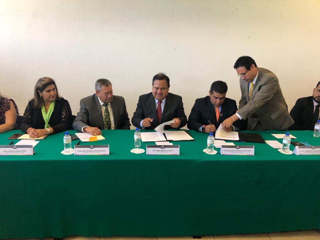 pablobedolla's tweet photo. Realizamos la Firma de Convenio Marco de Colaboración Académica #UMB - #TESCHA con el objeto de establecer las bases para la realización de actividades conjuntas encaminadas a la superación académica.
@alfredodelmazo
@SeducEdoMex
@alexfedezcam
@fplataolvera
@Memo_Legorreta https://t.co/ce7LnEiMhC