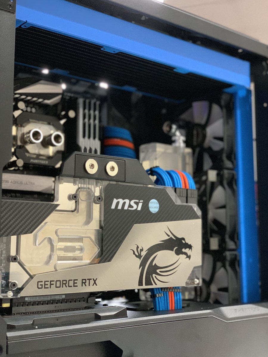 OverkillGame's tweet image. My hands hurt, but definitely worth it for this gnarly loop we’re running in the #evolvx.

#pcmr #custompc #liquidcooling