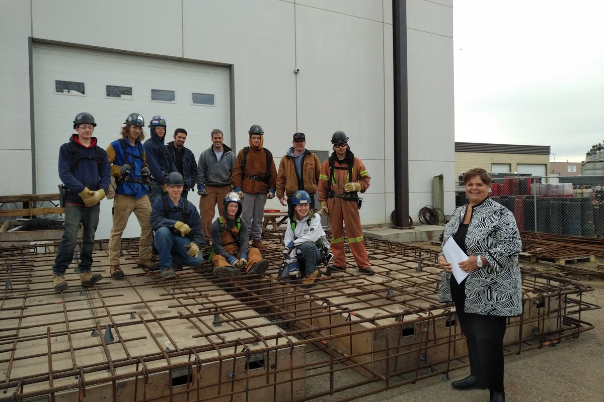 In our series of shout outs we would today like to thank <a href="/TEPFoundationAB/">TEPF</a> for their generous and unwavering support of student success. These programs not only connect students to future pathways - they change lives. Thank you! <a href="/golfbag17/">Sydney Smith</a> #wearecbe