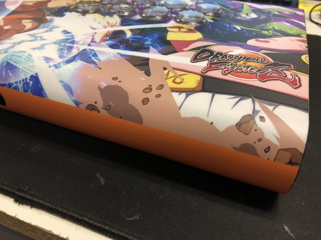 LAYERSFGC's tweet photo. Where no plexi has gone before 

Dragon Ball Fighter Z themed wrap for @VictrixPro FS 

Having it engraved is sick but for those who want another option with a touch of color

Yes, we will offer this service

#vinylwrap #3m #DBFZ #dragonball #arcadestick https://t.co/xx9yL5P4JU