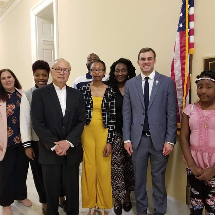 HealthyHomesGR's tweet image. Advocating for investments in children and communities by investing in eliminating lead poisoning, parents connect with @SenStabenow, @SenGaryPeters, and @justinamash while in Washington DC last week with the folks at the @FUNDRED Project. #parentsforhealthyhomes