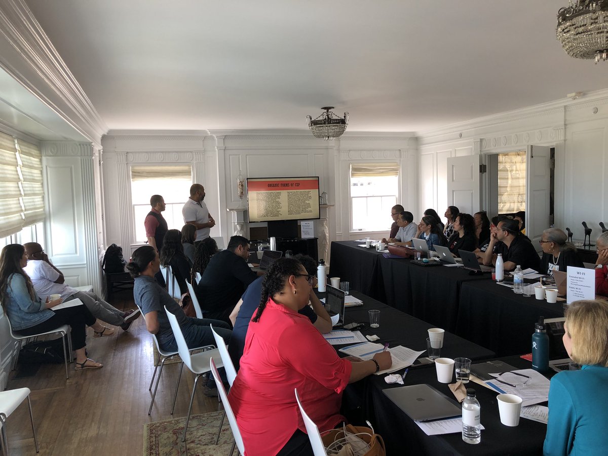 Laloforchange's tweet photo. So many incredible presentations! Profs. H. Samy Alim and William Perez speaking on organic forms of Culuturally Sustaining Pedagogies. #CSPjustice https://t.co/KpHT8ZhIbl