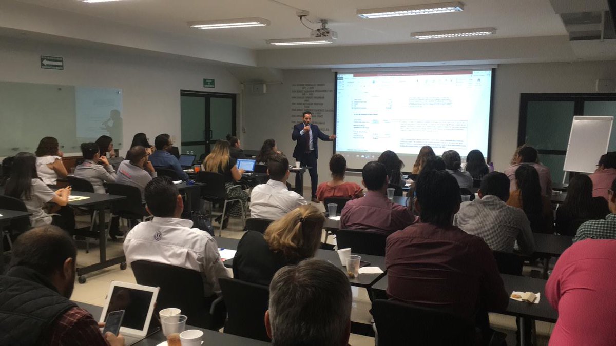 RuizConsultores's tweet image. El día de hoy nuestros Asociados de Consultoría Fiscal impartieron el curso &quot;CDFI 3.3 y sus Últimas Modificaciones&quot; en AMDA Jalisco, con el propósito de actualizar a los departamentos contables sobre los expuesto en la #RMISC 2019.

En Ruiz Consultores #PensamosEnTuDesarrollo.