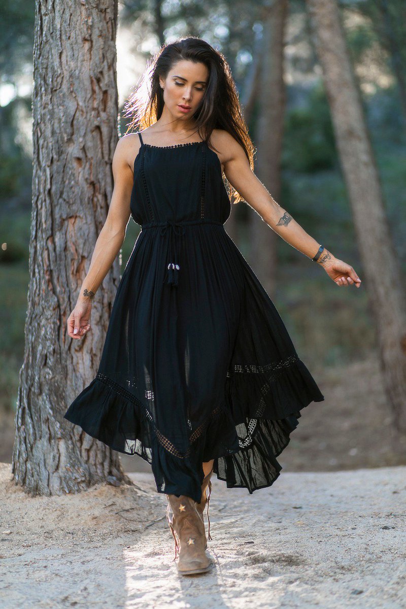 ➡️ Más looks veraniegos en @pilarrubio_myshoplist ☀️ ¿Qué os parece nuestra  colección SUMMER ? PILARRUBIO.COM
 ℹ ¡Estad muy atentos, esta semana habrá muchas novedades! 👏😘 #myshoplistbypilarrubio #yoymishoplist #myshoplist #summertime #streetstyle #summercollection