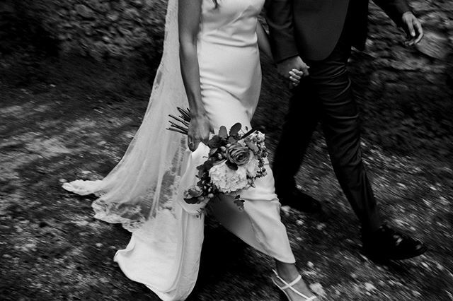 Sophie and Jay⠀
Umbria, Italy - 2019⠀
.⠀
.⠀
.⠀
.⠀
#photobugcommunity #muchlove_ig ⠀
#thelanesubmissions #authenticlovemag #heywildweddings #DIRTYBOOTSANDMESSYHAIR  #realwedding  #intimatewedding #huffpostido #littlethingstheory #togetherweroam #r… bit.ly/2wNiNpi