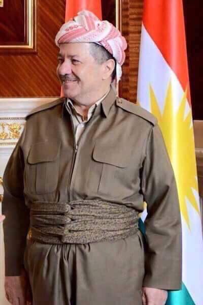 سه‌رۆك بارزانی پیرۆزبایی له‌ مه‌سرور بارزانی ده‌كات

سەرۆک #مەسعود بارزانی پەیامێکی پیرۆزبایی ئاراستەی #مەسرور بارزانی کرد، بە بۆنەی وەرگرتنی متمانەی پەرلەمان و ناوزەدکردنی بۆ پێکهێنانی کابینەی نوێی حکوومەت.
سەرۆک بارزانی له‌ په‌یامه‌كه‌یدا کە لە هەژماری تایبەتی خۆی لە تویتەر