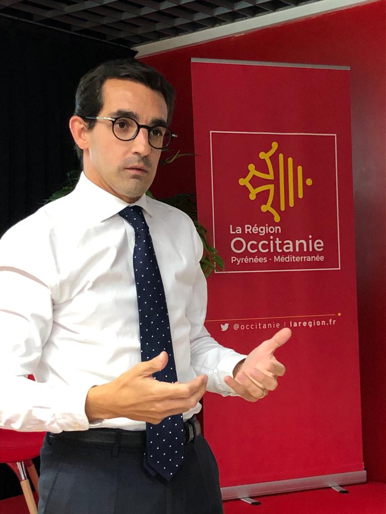 JCE_Montpellier's tweet photo. Merci Olivier BISCAYE, Rédacteur en chef du @Midilibre pour cette belle présentation à la fois de l'entreprise @MLMontpellier mais aussi de l'industrie du médias et de la reconversion de ses métiers https://t.co/LGkp5qMAWX