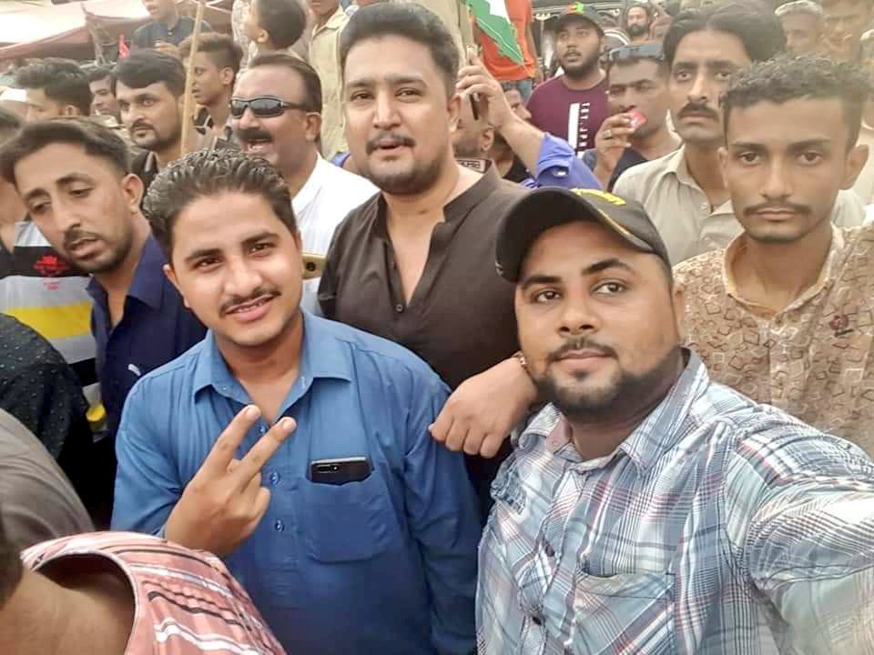 Anees_Sanghaar's tweet photo. #Karachi: #Pakistan Peoples Party District South Recorded Peaceful Protest against illegal arresting of Co-chairman @AAliZardari at #Lyari #LeaMarket on the instructions of #PPP #PYO Distt-South... 11th June 19
#WeStandWithAsifAliZardari 

@BBhuttoZardari @AseefaBZ @murtazawahab1 https://t.co/kQVWNMsvIG