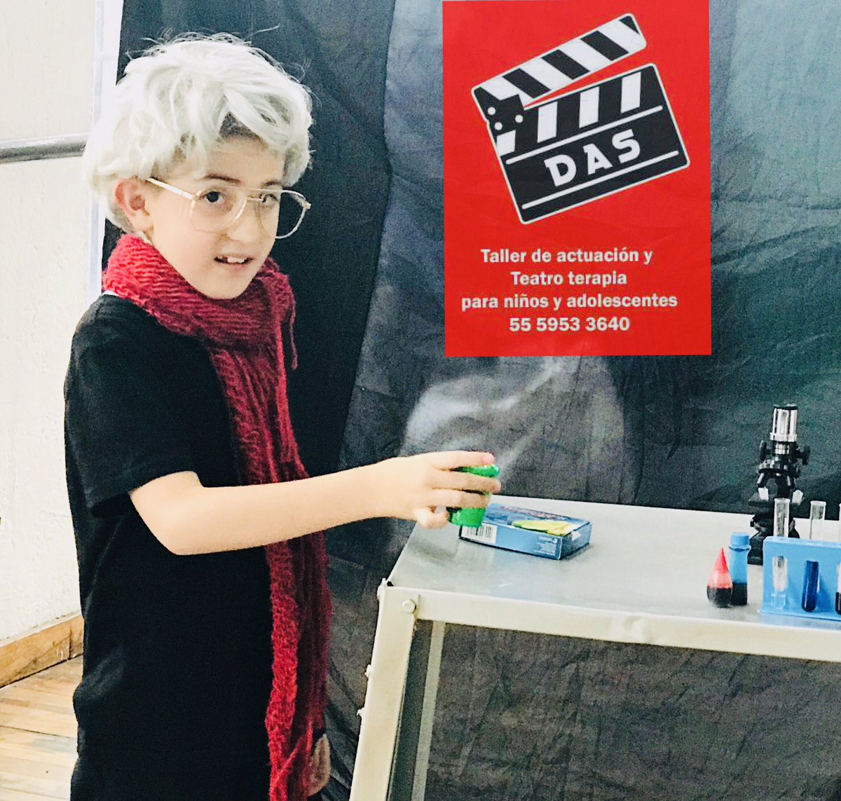 dramartestudio's tweet photo. El juego permite que los niños desarrollen su #imaginación y #creatividad #contandohistorias #hasundramaportodo en #dramartestudio #ponteenloszapatosdelotro #divertido #tallerdeactuacionparaniños #terapiteatro #actingcoach Vicente Torres Mureddu @soyelsajaimes @dramartestudio https://t.co/iBPn0YUaMK