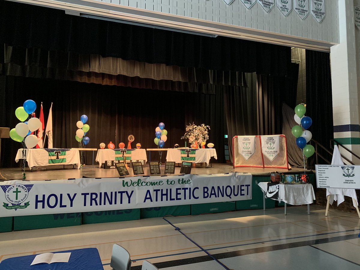 MrsMcTiernanHT's tweet photo. Ready to celebrate and recognize our student-athletes at the Holy Trinity Athletic Banquet! #HTProud #ThankYouCoaches @HolyTrinityOCSB https://t.co/wFx0Hb0i4E