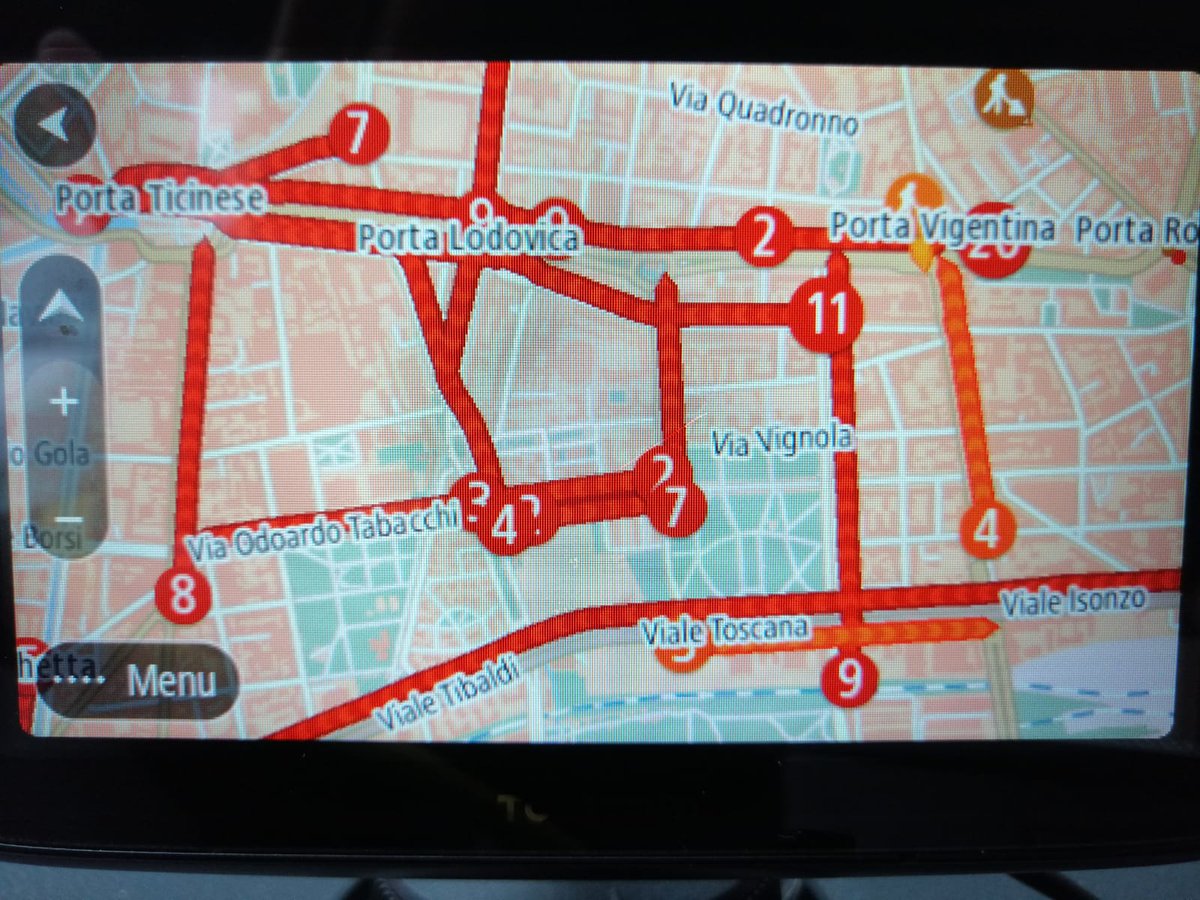 marytaxi65's tweet photo. @MarcoGranelliMI @BePooler_IT Questa è la situazione stasera a Milano ( poi mancano i taxi) e voi vi inventate delle strane forme di mobilitazione invece di agevolare i mezzi pubblici qualunque esso sia.
Lo sa che in altre città Europee la metro funziona fina a Notte fonda. https://t.co/Iqz4Sc9PFf
