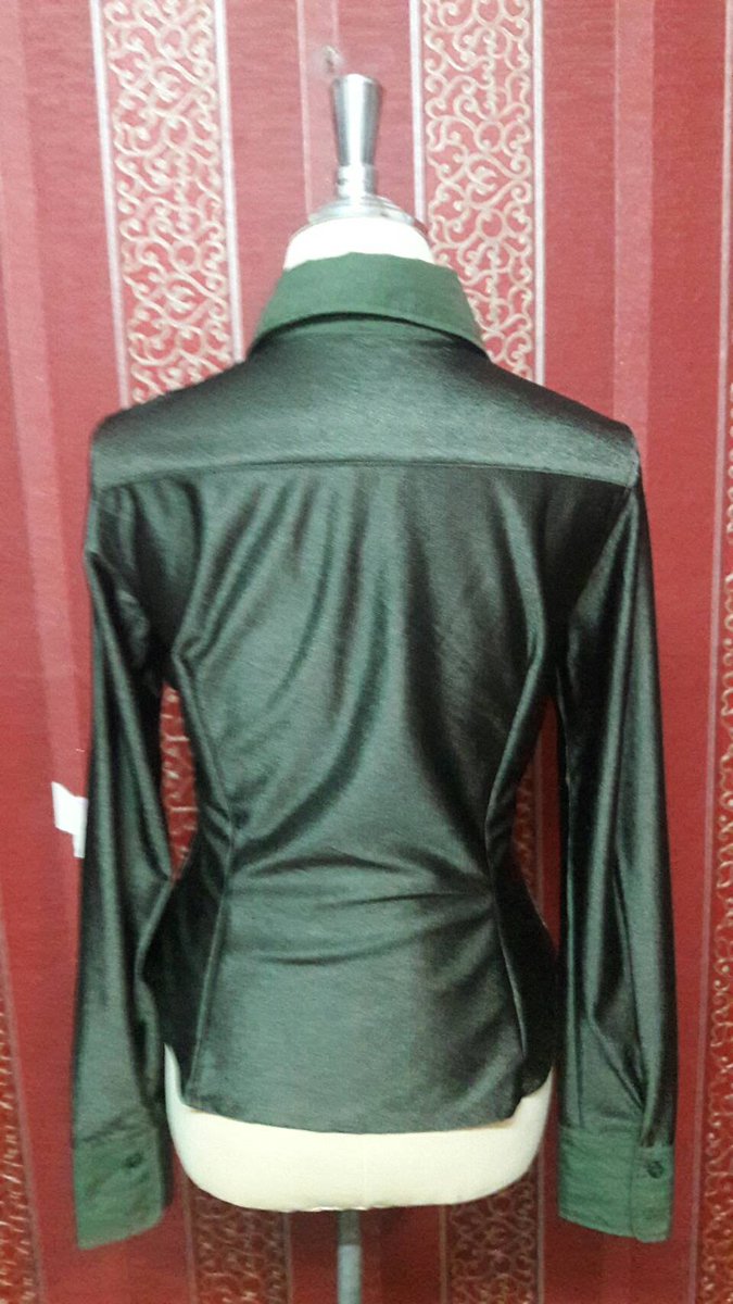 weenawan05's tweet image. เสื้อชีฟองแขนยาว คอปกสีเขียวขี้ม้าทั้งตัว งานเก๋และดูเรียบหรู รหัส C09
อก 16 นิ้ว 
ยาว  22 นิ้ว
แขน 24  นิ้ว
ราคา 100 บาท
สอบถามเพิ่มเติมได้ที่
IDLine : @maengposhop
Website ; maengposhop.com
Fb : facebook.com/maengposhop
Tel : 095-9269995 , 095-4466985