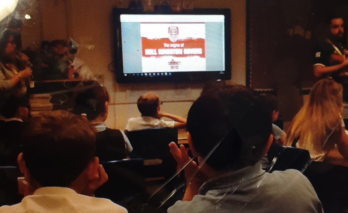 EpaTigers's tweet photo. Today, @hullkrofficial began their #HeritageProgramme with @EstcourtPrimary π
The children were focusing on the geographical divide between @hullkrofficial and @hullfcofficial and how the clubs originated. https://t.co/0x4VpwsrVi