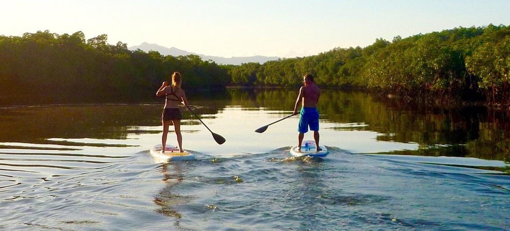 BoardingHouseMH's tweet photo. Anyone want to try paddleboarding? 🙋🙋‍♂️ Scott will be out at Echo Dale tonight from 6-9pm with paddleboards to try. Come get on the water with us as part of Life Jackets 4 Life!

https://t.co/XIu3dVTD6h

#medicinehat #paddleboarding #sup #medhat #yxh #paddleboard #echodale #isup https://t.co/6T7FXUVGQV