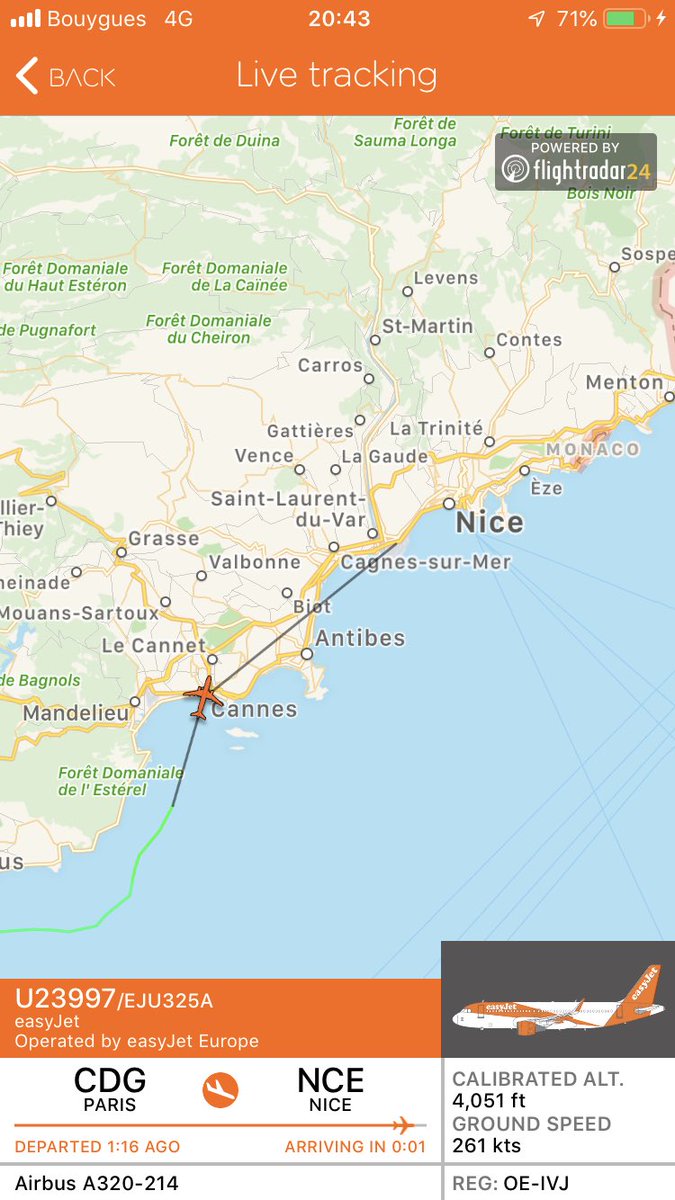 Haven’t really used <a href="/easyJet/">easyJet</a> Flight Tracker feature recently as all flights  been on time. However, a bit behind schedule tonight but I’ve got the feet in <a href="/joeandthejuice/">JOE & THE JUICE</a> whilst 100 queue. (Our plane hasn’t even landed yet.) #CustomerExperience #servicedesign 👍