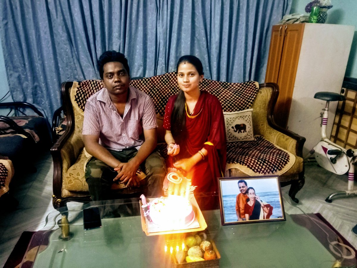 Chakradhar2311's tweet image. Happy Marriage Anniversary of my son #AvinashSingh n daughter in law #Puspanjali
May God bless them !