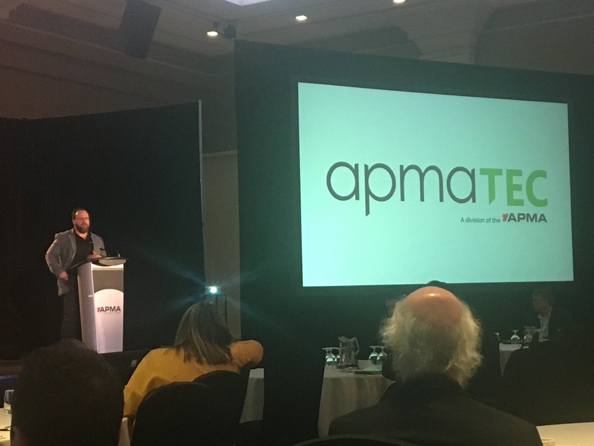 Kelly Daize tweet media