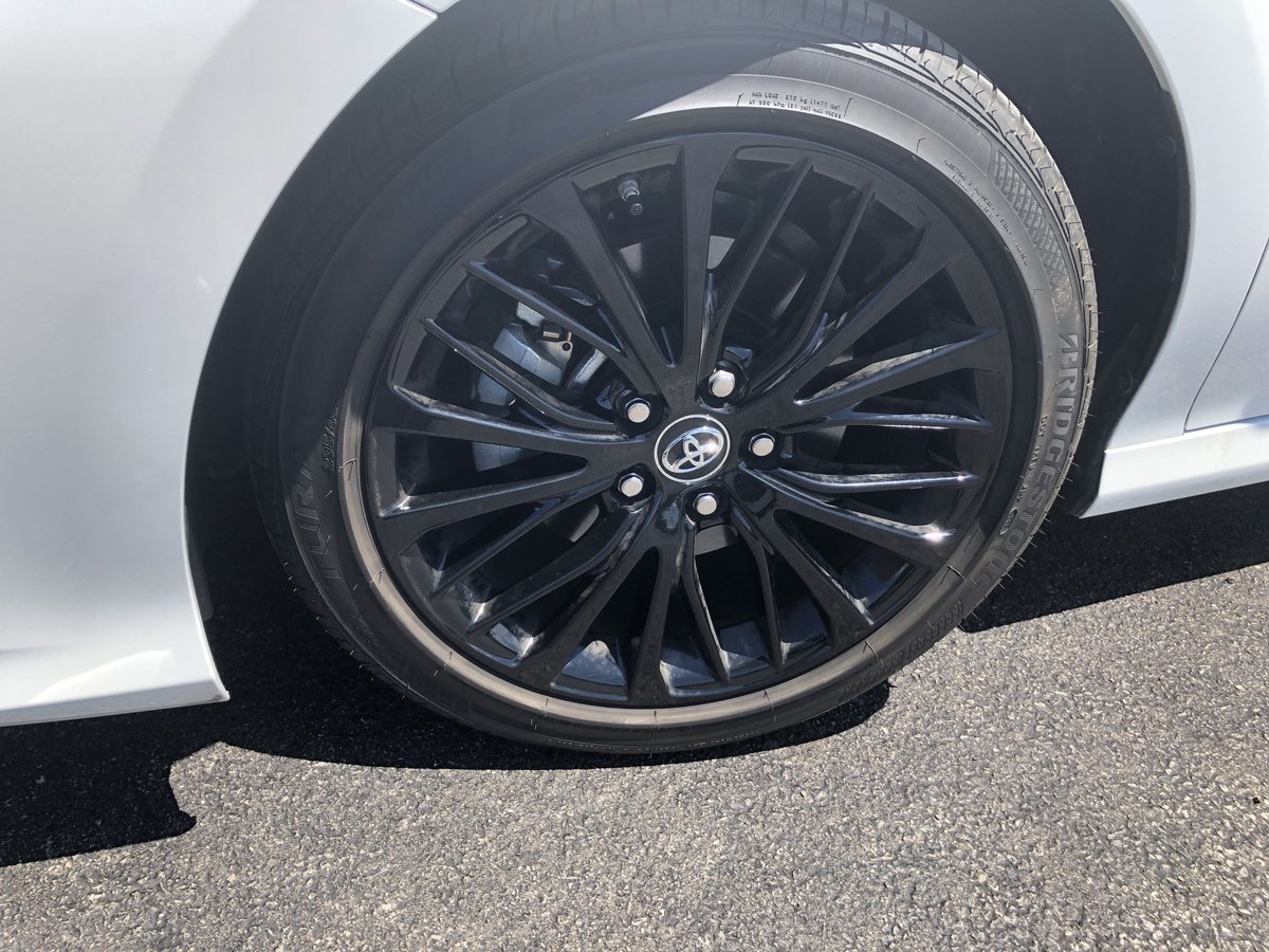CVDAuto's tweet photo. #2019 #Toyota #Camry #PowderCoatedWheels and body side molding door edge guard by #CustomVehicleDesign #CVDauto #CVD https://t.co/RzDAfqroif