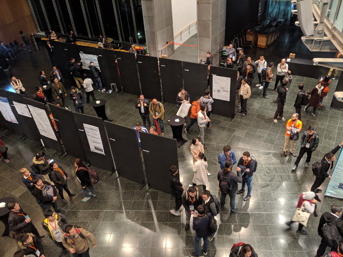 DocUrbs's tweet image. Having a great time @CEC_2019. Such a pleasure to meet and talk with so many #EvolutionaryComputation researchers from New Zealand, Australia, and all over Asia.